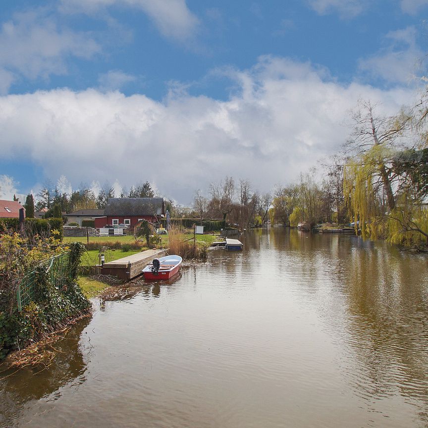 Exklusives Wohnen mit eigenem Bootsanlegesteg direkt an der Havel! - Foto 1