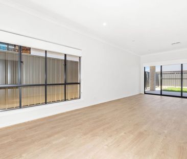 Near New 4-Bedroom Family Home – Modern, Spacious & Ready to Enjoy! - Photo 1