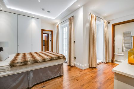 Sheffield Terrace, Kensington, London, W8 - Photo 2