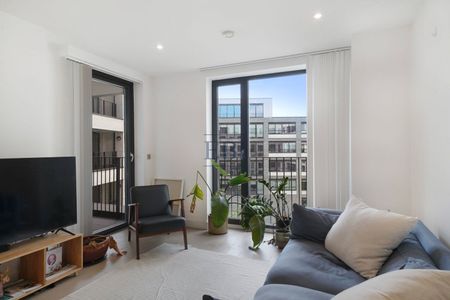 Rosewood Building, Shoreditch Exchange, Gorsuch Place, E2 8HU - Photo 2