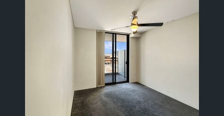 Central Miranda Two Bedroom Unit - Photo 2