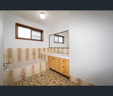 57 Jenalyn Crescent, Avoca, Qld 4670 - Photo 1