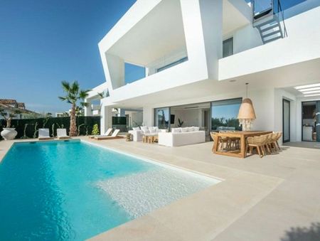 Alquiler de chalet adosado en Urbanizacion Cortijo Casareno, 14 - Photo 4