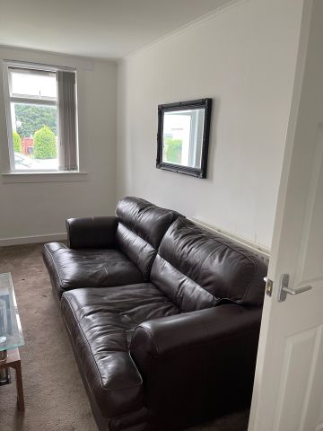 3 Bed Flat, Manor Drive, AB16 - Photo 5