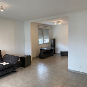 Location Appartement 3 pièces 64m² MULHOUSE 68200 - Photo 2