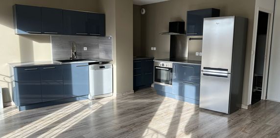 Location Appartement 2 pièces 50m² ETAMPES 91150 - Photo 2