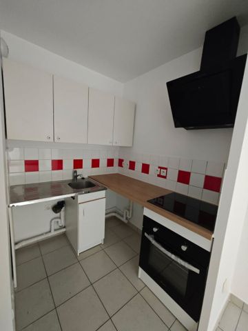 Location Appartement 2 pièces 40m² EPERNON 28230 - Photo 2