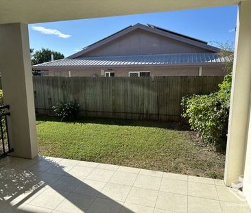 Two bedroom, two bathroom, ground floor apartment unit, West End, T... - Photo 4