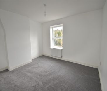2 Bedroom Terraced To Let - Photo 4