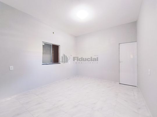 JOSE BONIFACIO - APARTAMENTO - R JAIME BENEVOLO, 779 AP B TERREO - Photo 1
