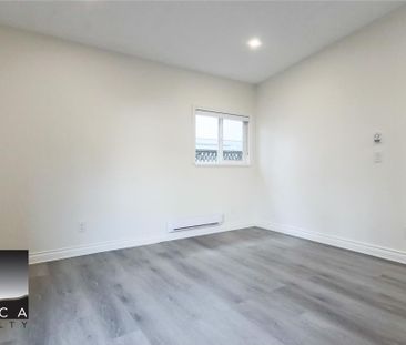 1932 Jones Avenue, North Vancouver (UNFURNISHED) - Photo 6