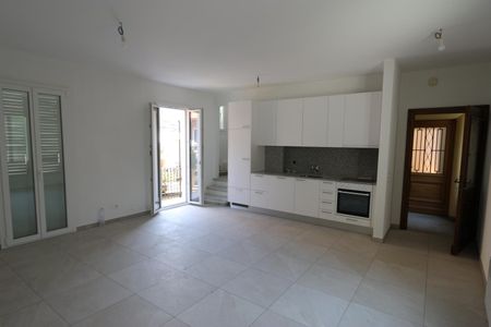 2.5 Zimmer, 70 m², 1. Stock - Photo 2