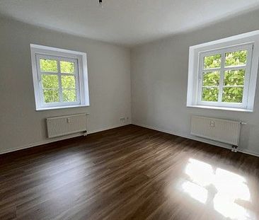 Wir renovieren für Sie! Individuelle 2-Zimmer-Wohnung mit Balkon! - Foto 5