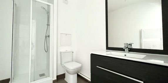 Location Appartement 1 pièce 36m² RUEIL MALMAISON 92500 - Photo 2