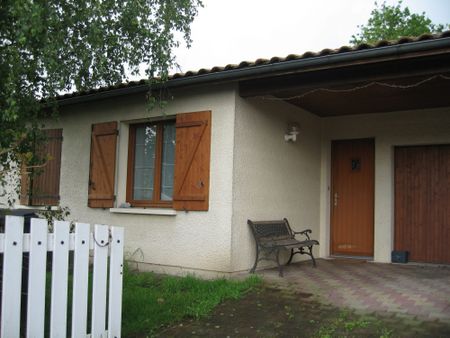Location Maison 4 pièces 82m² AMBARES ET LAGRAVE 33440 - Photo 5