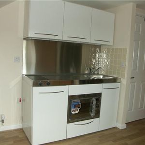 88 High Street - Photo 2