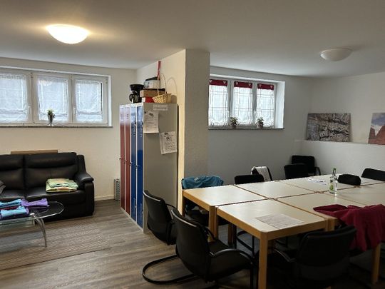 Attraktive Büro-/Praxisfläche mit vielen Möglichkeiten im Zentrum von Brilon! - Photo 1