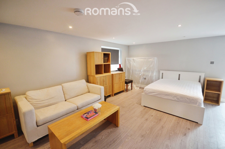 studio to rent - Photo 2