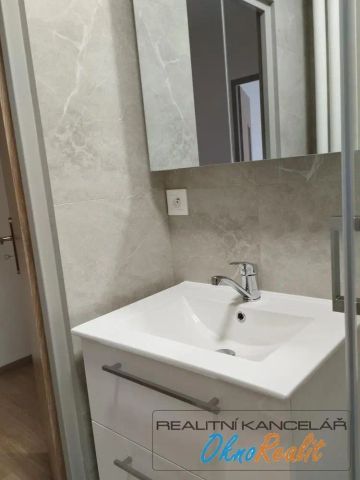 Pronájem celkově zrekonstruovaného bytu 3+1 na ul. Bohuslava Němce v Přerově - Photo 2