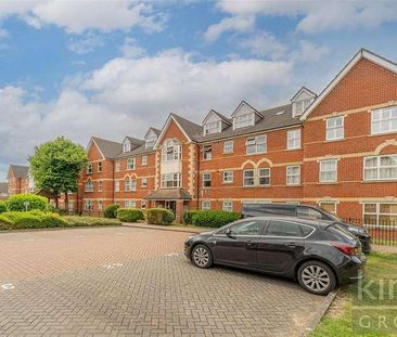 Cobham Close, Enfield, EN1 - Photo 5