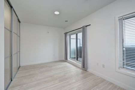 For Lease - 408 Dundas Street Unit# 212, Cambridge, Ontario - Photo 2