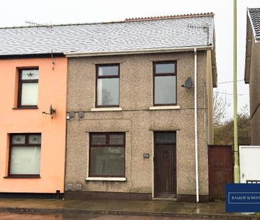 3 bedroom semi-detached house to rent - Photo 5