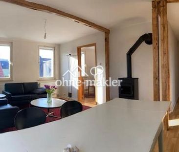 Hell, ruhig, renoviert - Altbauwohnung mit Parkett - optional Kamin... - Photo 1