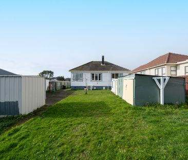 38 Bannister Avenue, Johnsonville - Photo 2