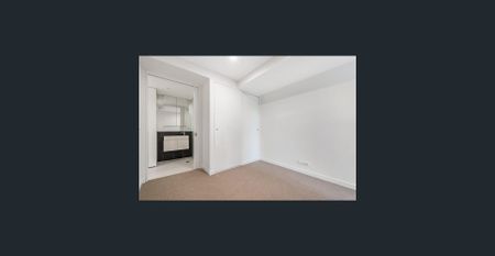 Ideally Located Modern One Bedroom Apartment - Photo 4