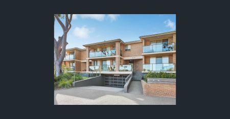 Perfectly Positioned - Photo 5