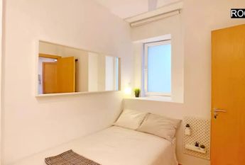 Paseo del Doctor Vallejo-Nájera, Madrid, Community of Madrid 28005