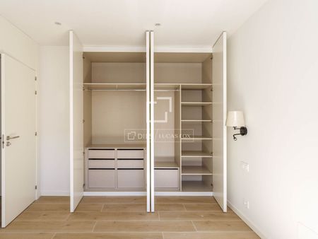 Excellent 2 Bedroom apartment for rent in Ventilla - Almenara, Madrid - Photo 4