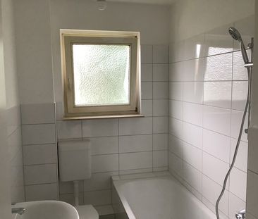 Willkommen Zuhause: praktische 3-Zimmer-Wohnung für handwerklich Be... - Photo 5