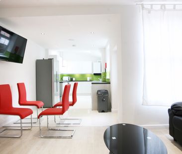 5 Bed Terraced House, Langton Road, L15 - Photo 1