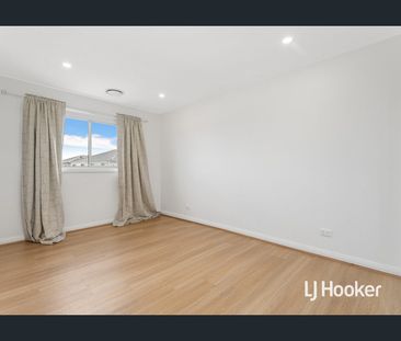 Beautiful 3 Bedroom Home - Great Location! - Photo 5