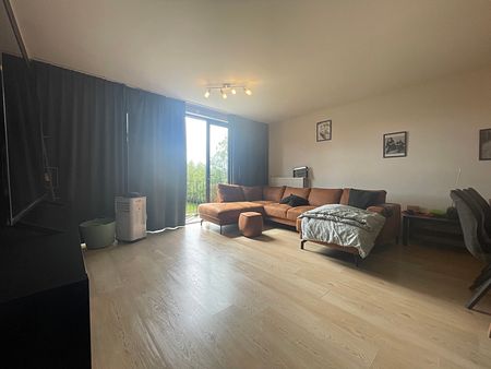 Appartement met 2 slaapkamers en terras - Foto 2