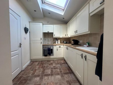 2 bedroom cottage to rent - Photo 5