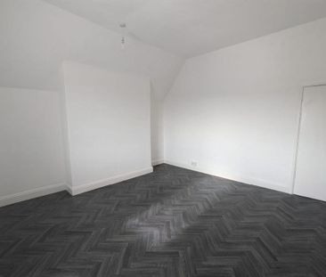 Top Floor Flat, Cowbridge Road East, Cardiff - Photo 3