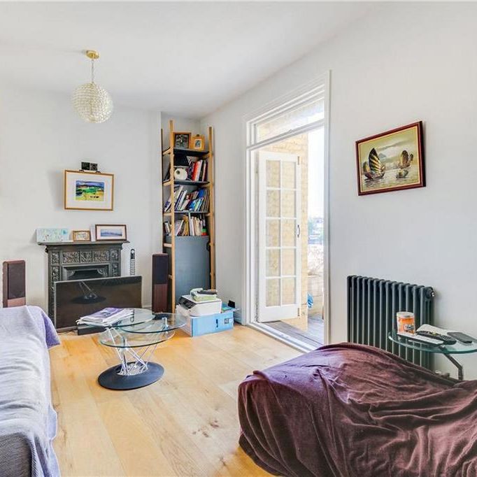 2 bedroom flat to rent - Photo 1
