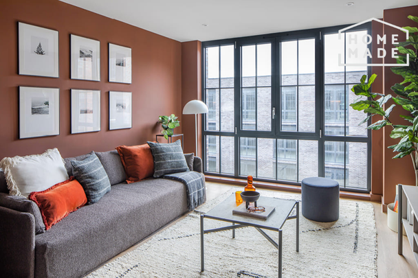 3 bedroom flat to rent - Photo 1