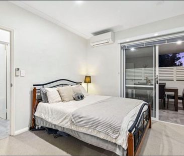 Secure and low maintenance modern 2*2 apartment - Photo 6