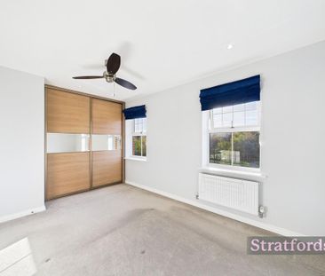 4 bedroom semi-detached house to rent - Photo 4