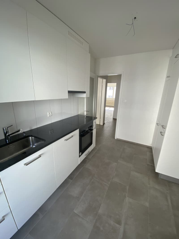 "Sanierte 2-Zimmer-Wohnung im Iselin-Quartier" - Photo 4