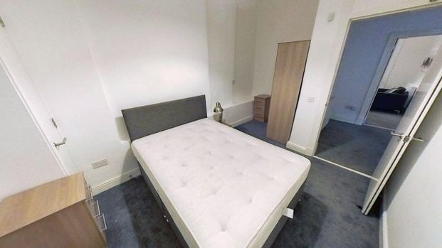 3 bedroom apartment to rent - Photo 1