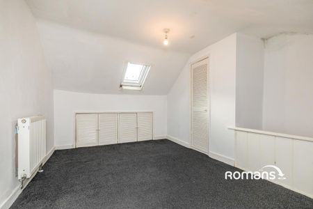 2 bedroom terraced house to rent - Photo 2