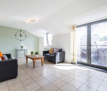 2 bedroom flat to rent - Photo 4