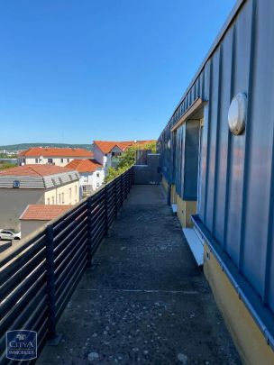 Appartement à louer 4 pièces 78.4m² - Photo 1