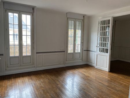 Appartement à louer - AVENUE DE PARIS - Photo 5