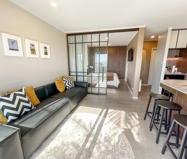 Stylish and serene place to call home! - Photo 2