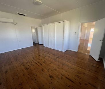 Long Term Accommodation in a GREAT LOCATION - Photo 2